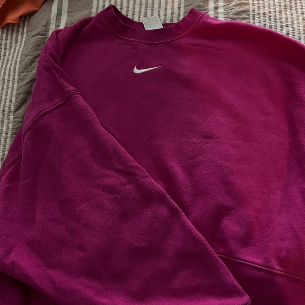 Nike Men's Fuchsia Crewneck Sweater
